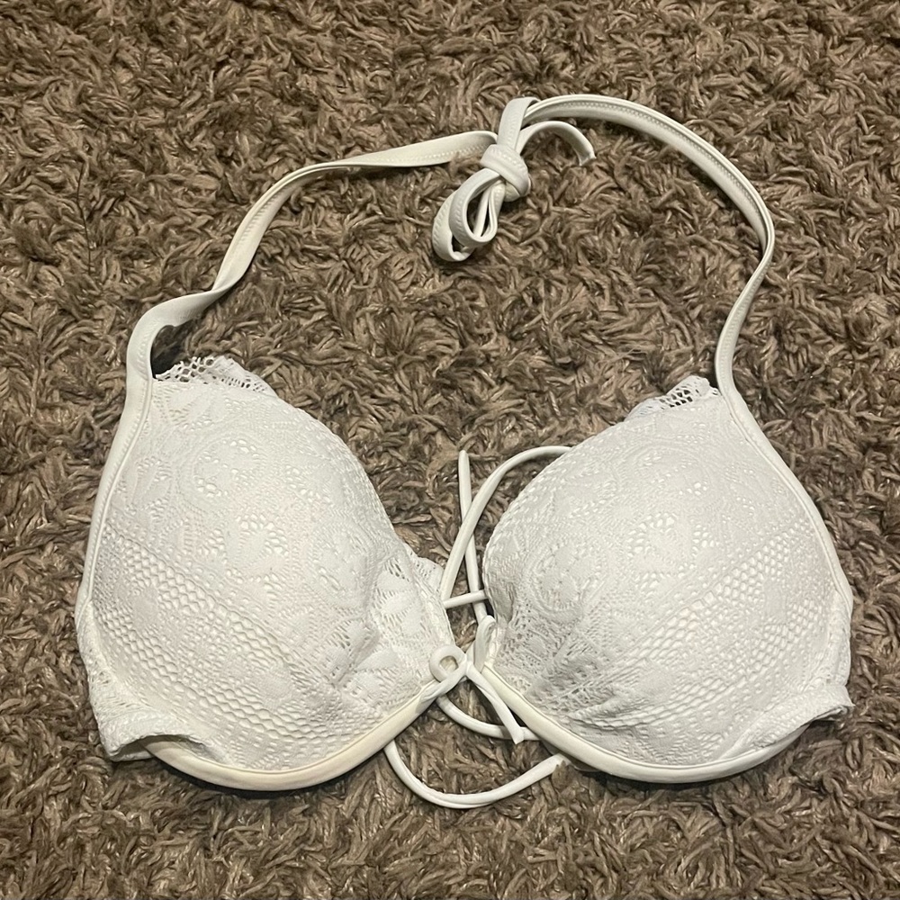 Victoria’s Secret Beach Sexy Fabulous PushUp Halter Crochet Bikini Top 34D White